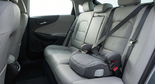 Quel âge pour un rehausseur sans dossier ? 