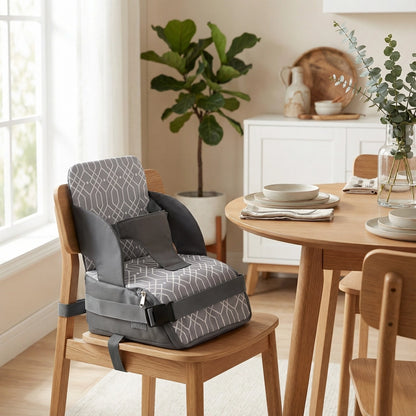 rehausseur chaise enfant à sangle lavable gris sur chaise 